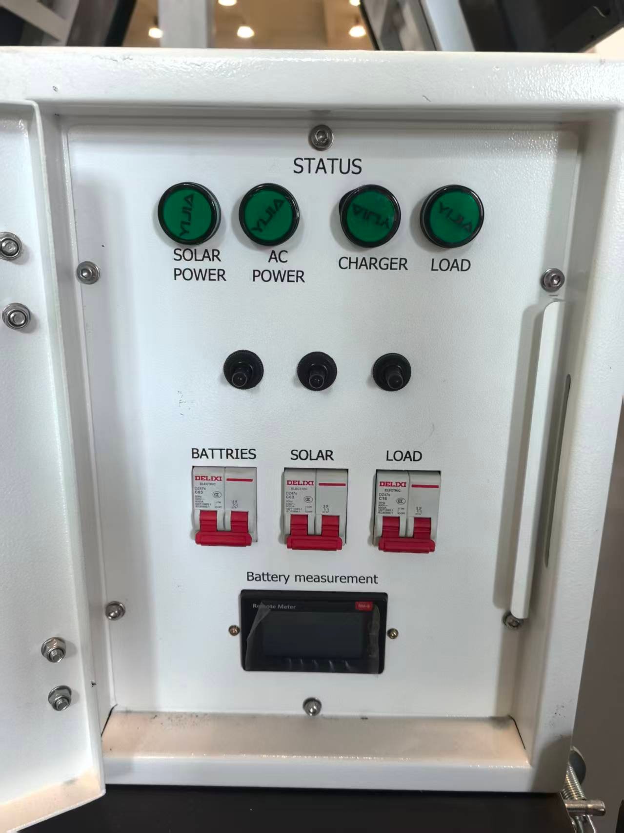 solar surveillance tower power control panel